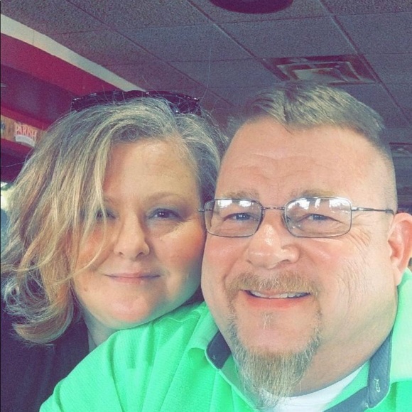 Meet your Posher, Monica - Picture 1 of 1